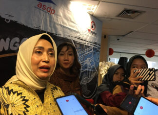 Keyakinan terhadap mantan eksekutif operator feri negara memicu perdebatan – Politik